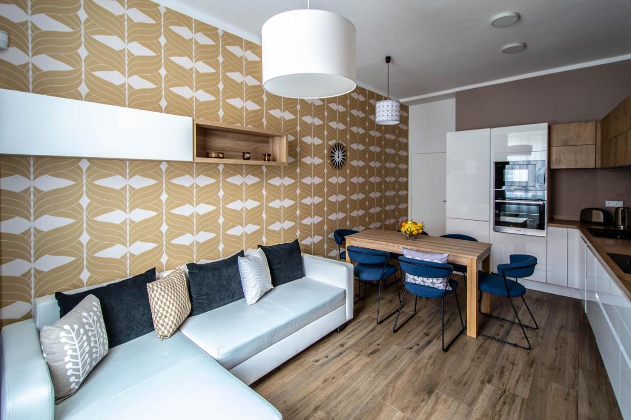 Executive Bright Apt. By Ruterra Praga Exterior foto