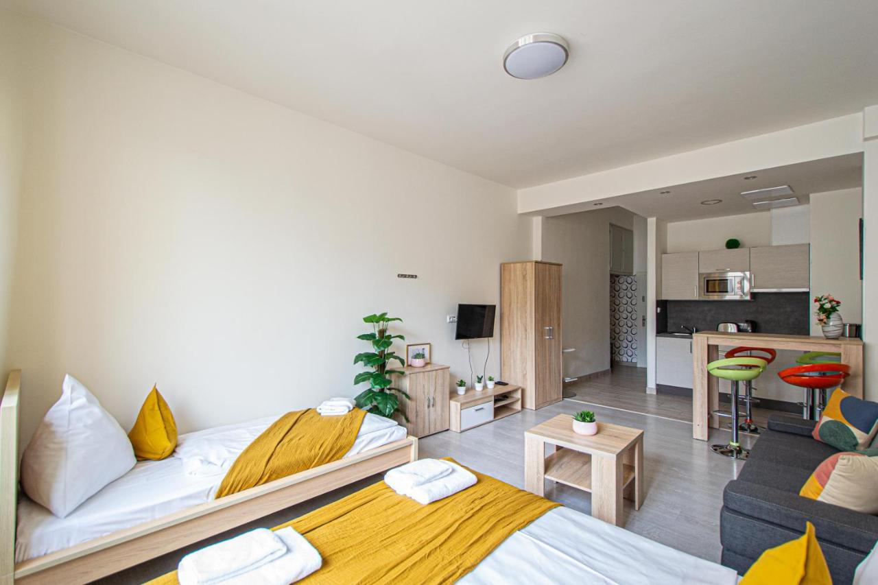 Executive Bright Apt. By Ruterra Praga Exterior foto