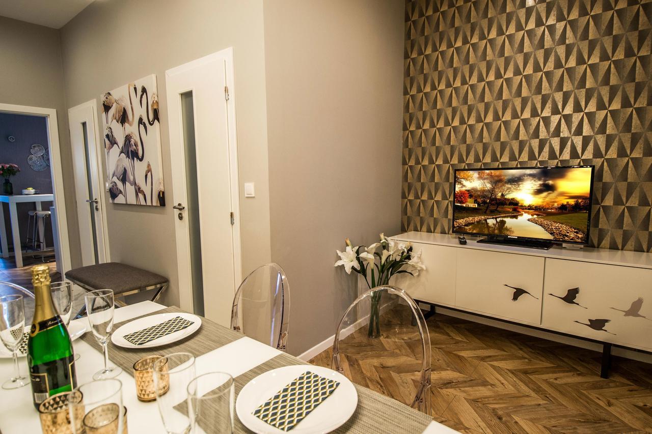 Executive Bright Apt. By Ruterra Praga Exterior foto
